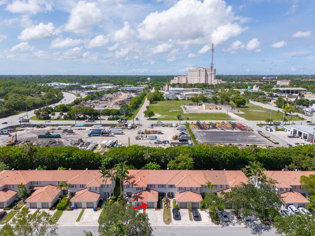 7118 Hawks Nest Terrace 7118, Riviera Beach, FL 33407
