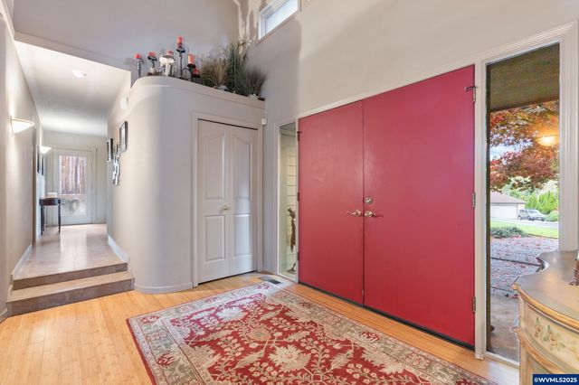 700 Palisades Dr SE, Salem, OR 97302