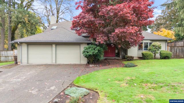 700 Palisades Dr SE, Salem, OR 97302