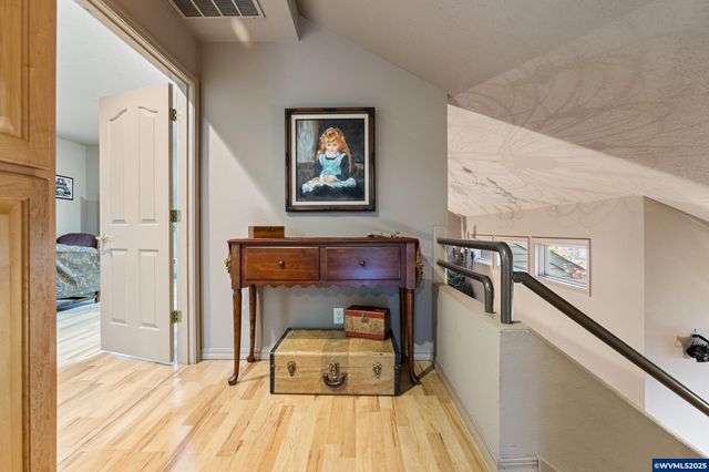 700 Palisades Dr SE, Salem, OR 97302