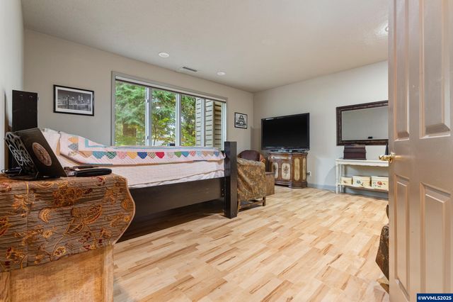 700 Palisades Dr SE, Salem, OR 97302