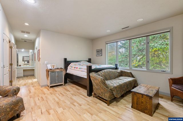 700 Palisades Dr SE, Salem, OR 97302