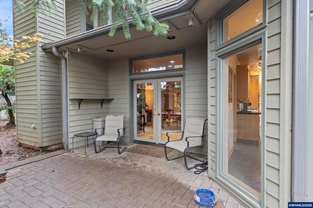 700 Palisades Dr SE, Salem, OR 97302