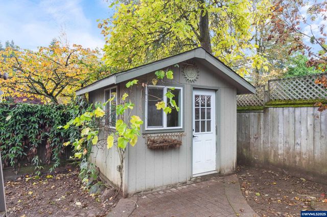 700 Palisades Dr SE, Salem, OR 97302