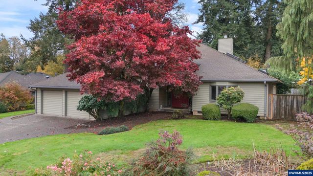 700 Palisades Dr SE, Salem, OR 97302