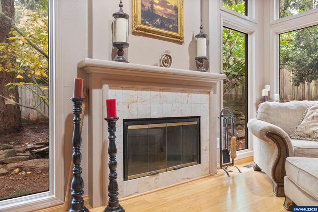 700 Palisades Dr SE, Salem, OR 97302