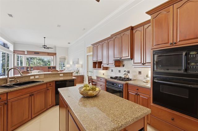 7303 WESTMINSTER COURT, University Park, FL 34201