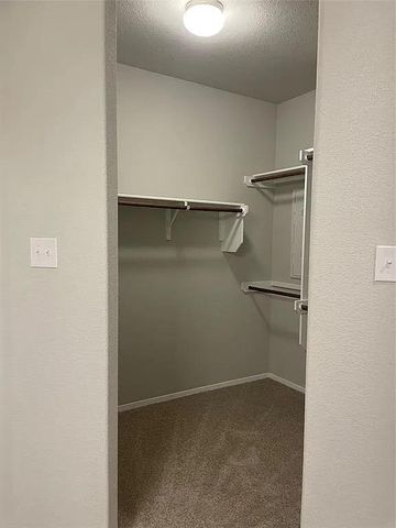 66 Bent Trail LN, Georgetown, TX 78628