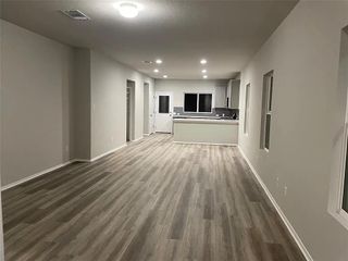 66 Bent Trail LN, Georgetown, TX 78628