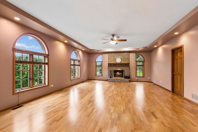 10326 Bristol Court, Mokena, IL 60448