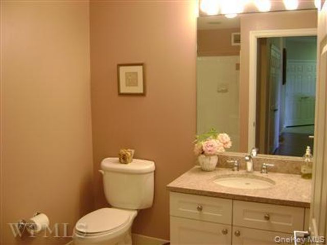 300 Mamaroneck Avenue 134, White Plains, NY 10605