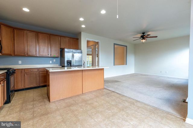 8524 MAYFAIR CT, Breinigsville, PA 18031