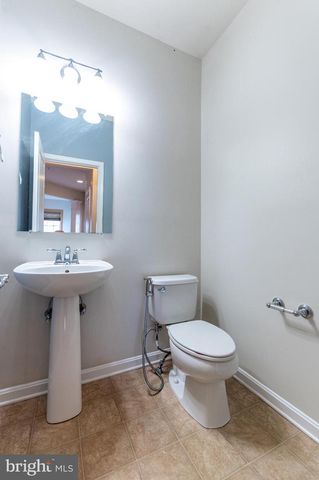 8524 MAYFAIR CT, Breinigsville, PA 18031