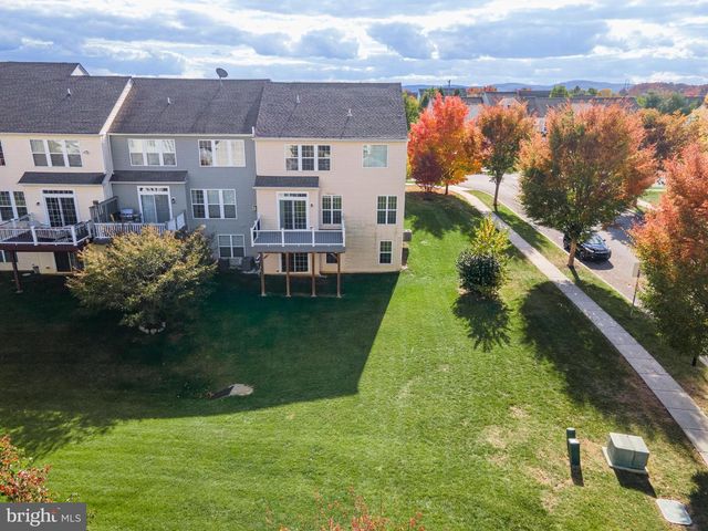 8524 MAYFAIR CT, Breinigsville, PA 18031