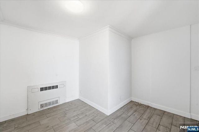 6040 Boulevard East 21J, West New York, NJ 07093