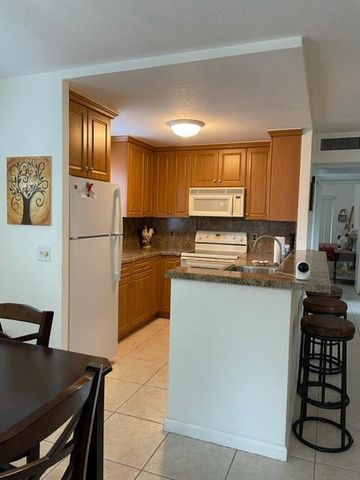 348 Monaco H, Delray Beach, FL 33446