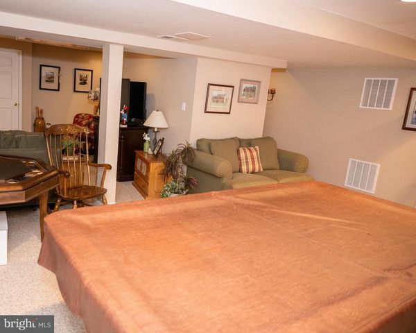 111 SUSSEX RD, West Chester, PA 19380