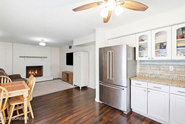 20 Deer Run Drive N, Barnegat, NJ 08005