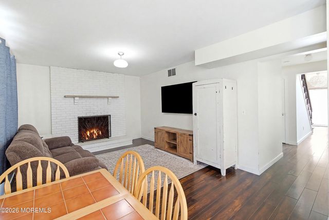 20 Deer Run Drive N, Barnegat, NJ 08005