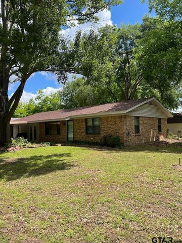 320 Bowers St, Lindale, TX 75771