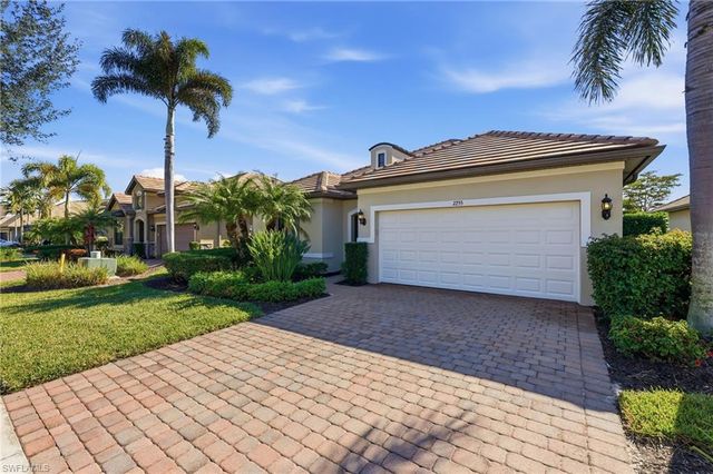 7255 Live Oak DR, Naples, FL 34114