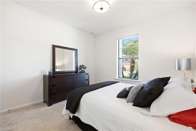 7255 Live Oak DR, Naples, FL 34114