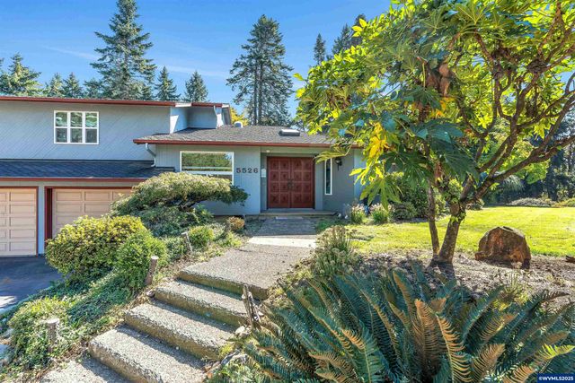 5526 Serenity Dr, Salem, OR 97317