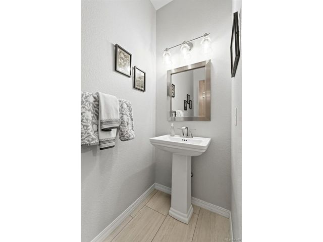 6112 Devinney Way, Arvada, CO 80004