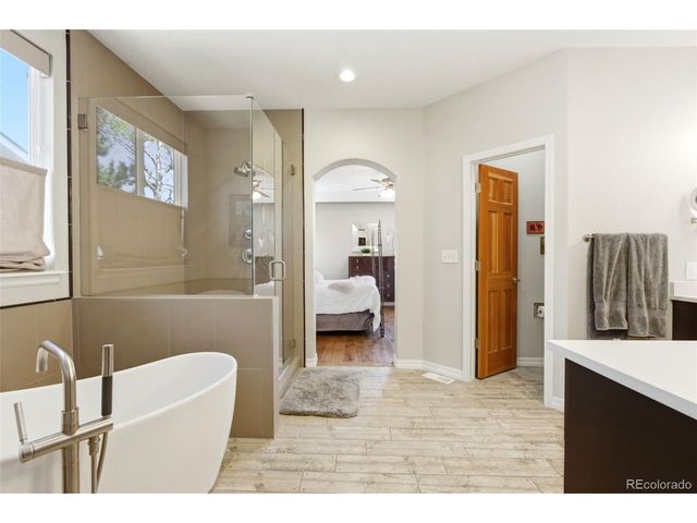 6112 Devinney Way, Arvada, CO 80004