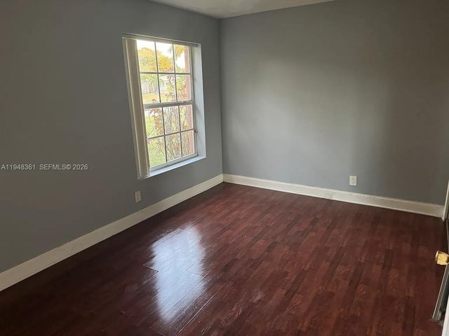 812 SE 14th Ct, Deerfield Beach, FL 33441