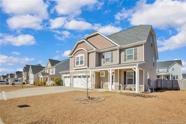 279 Stonebriar Avenue, Raeford, NC 28376