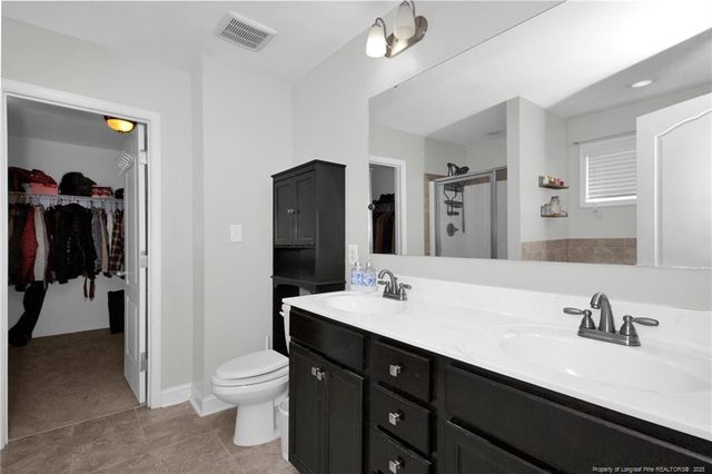 279 Stonebriar Avenue, Raeford, NC 28376