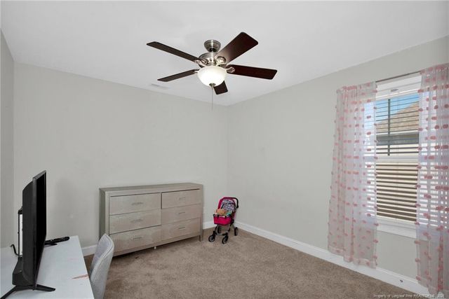 279 Stonebriar Avenue, Raeford, NC 28376