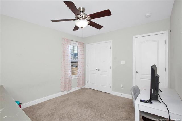279 Stonebriar Avenue, Raeford, NC 28376