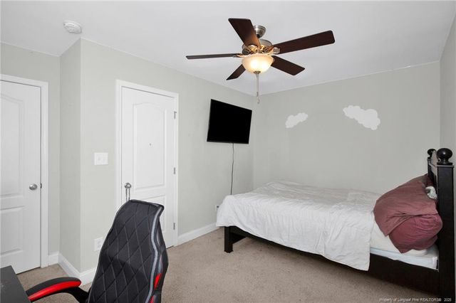 279 Stonebriar Avenue, Raeford, NC 28376