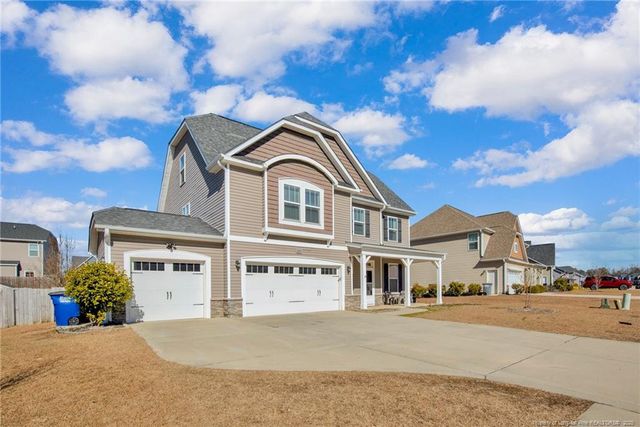 279 Stonebriar Avenue, Raeford, NC 28376