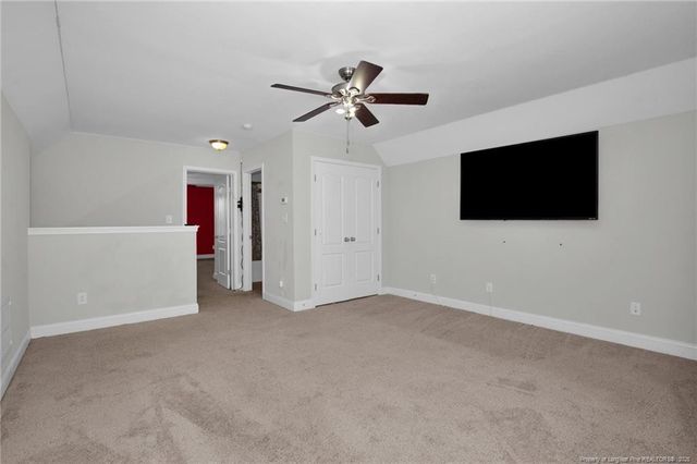 279 Stonebriar Avenue, Raeford, NC 28376