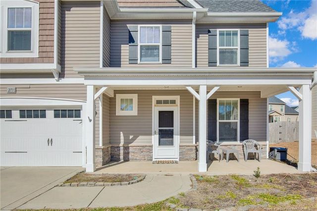 279 Stonebriar Avenue, Raeford, NC 28376