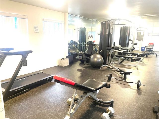 4455 Hazeltine Avenue 208, Sherman Oaks, CA 91423
