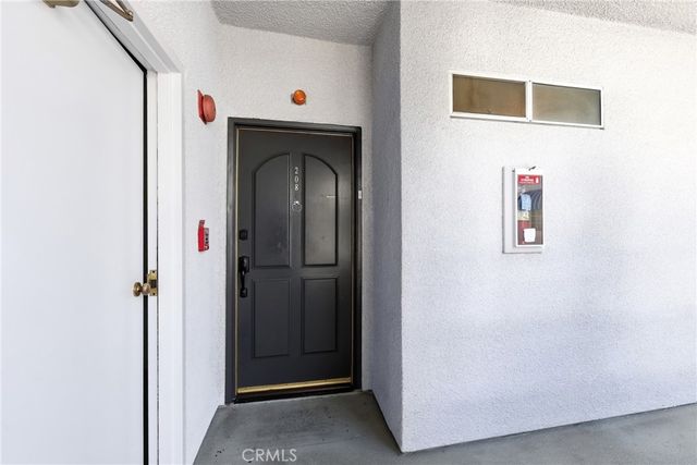 4455 Hazeltine Avenue 208, Sherman Oaks, CA 91423