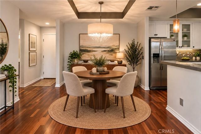 4455 Hazeltine Avenue 208, Sherman Oaks, CA 91423