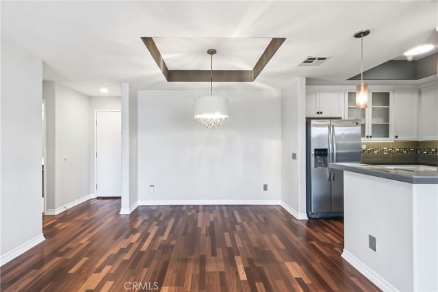 4455 Hazeltine Avenue 208, Sherman Oaks, CA 91423