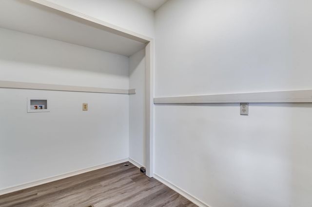 2043 N Ruger Cir, Andover, KS 67002