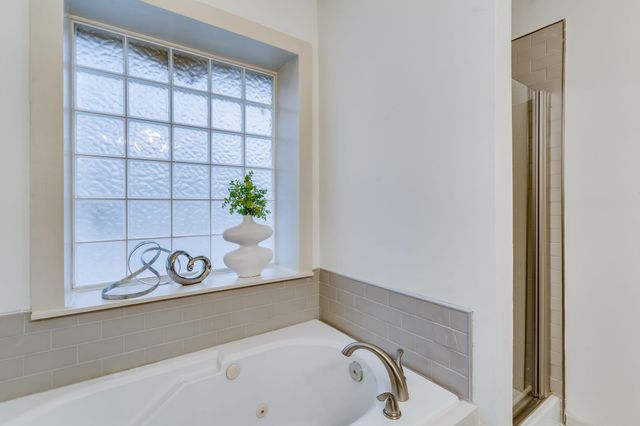 2043 N Ruger Cir, Andover, KS 67002