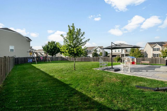 891 Wildwood Drive, Pingree Grove, IL 60140