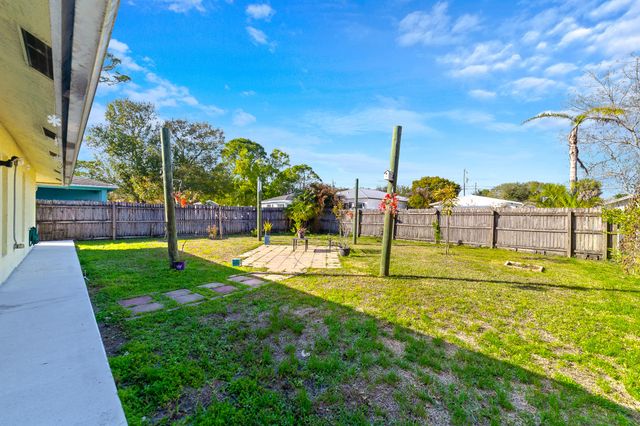 6923 S 1st Street, Jupiter, FL 33458