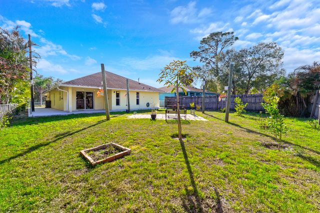 6923 S 1st Street, Jupiter, FL 33458