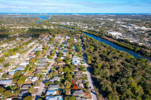 6923 S 1st Street, Jupiter, FL 33458