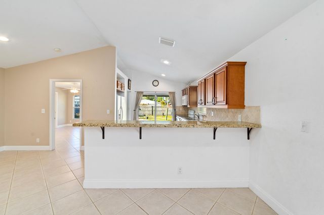 6923 S 1st Street, Jupiter, FL 33458