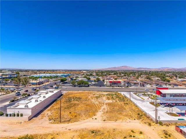 15335 Bear Valley, Hesperia, CA 92345